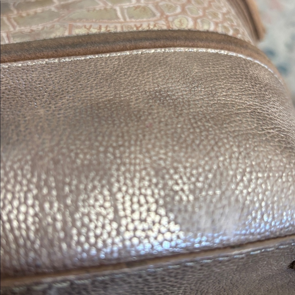 BRAHMIN large Duxbury satchel, Gold Artois, Croc embossed, shoulder strap - Picture 13 of 13